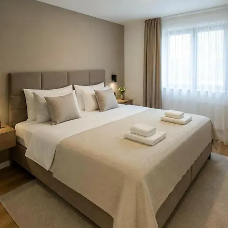 2 Bedroom Lovely In רוגוזניצה